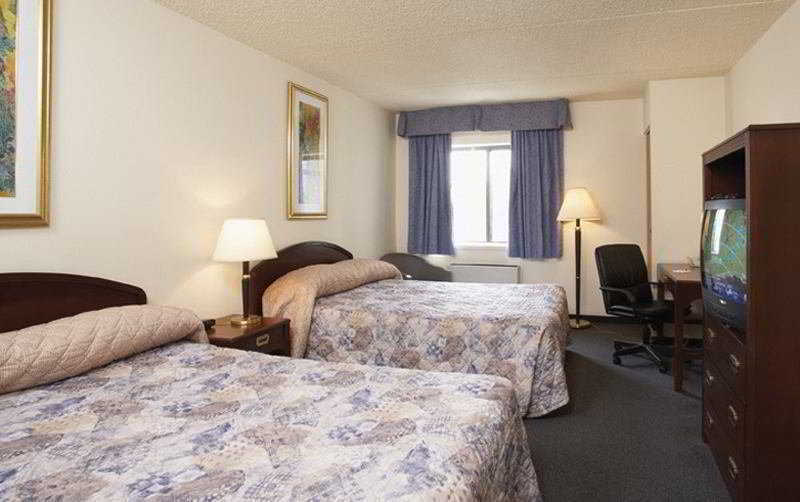 Travelodge By Wyndham Edmonton South Buitenkant foto