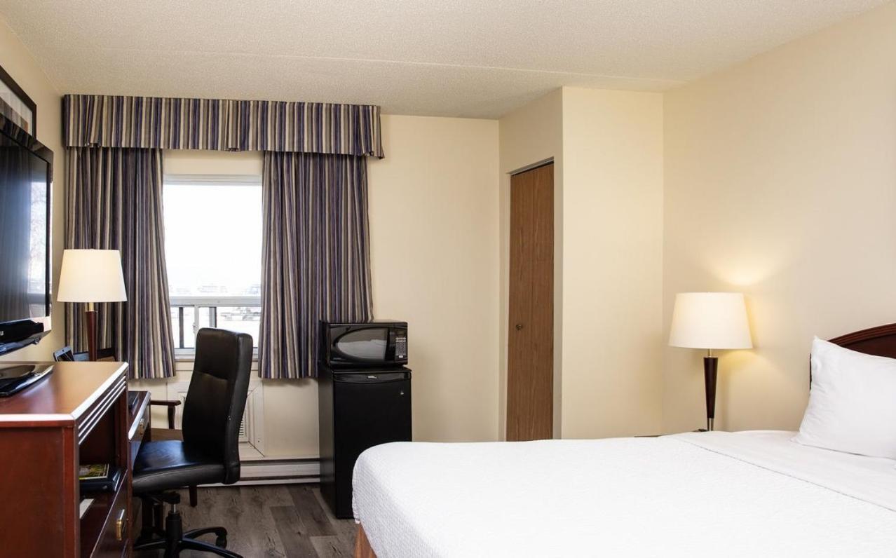 Travelodge By Wyndham Edmonton South Buitenkant foto